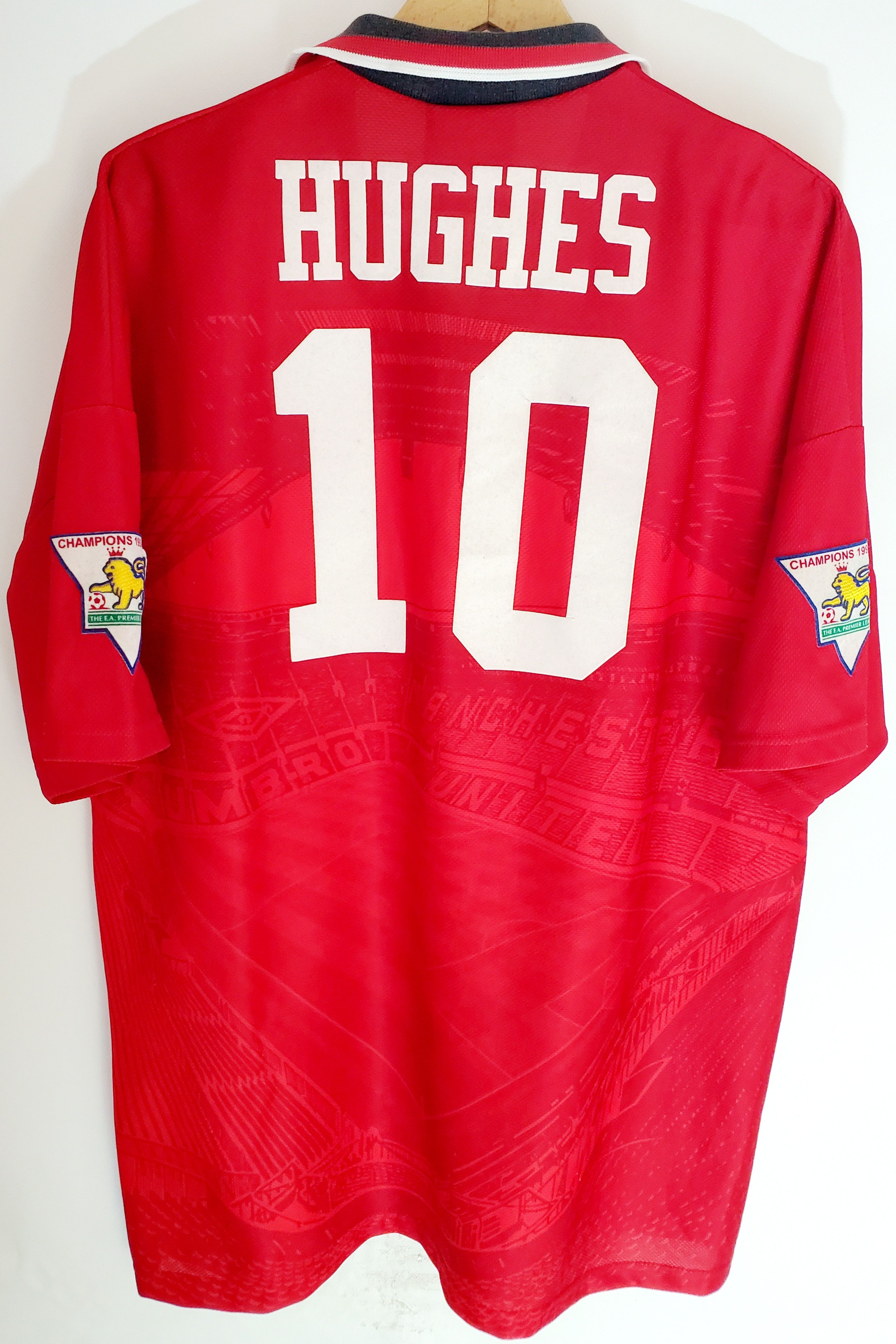 Umbro Vintage Manchester United Home 94-95 Umbro #10 HUGHES Xl Size US XL / EU 56 / 4 - 2 Thumbnail