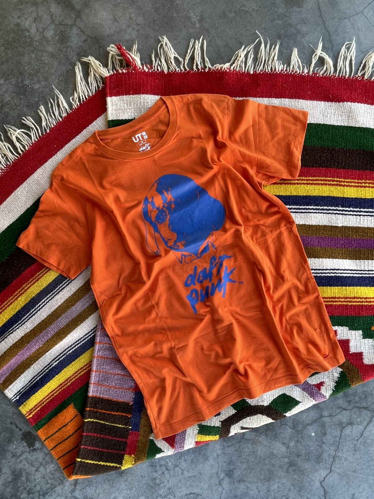 Band Tees Daft Punk by UT. Size US M / EU 48-50 / 2 - 6 Thumbnail