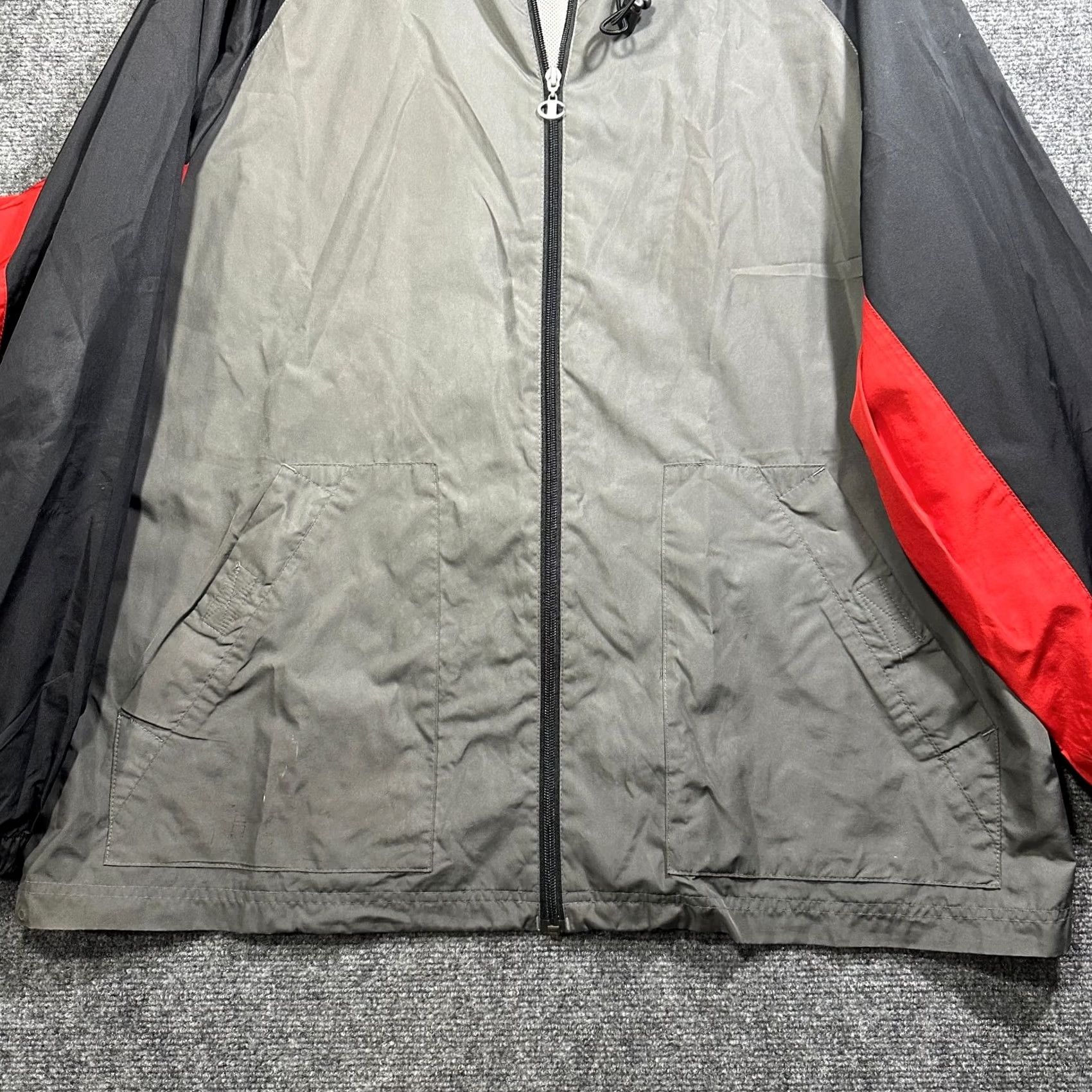 Champion VINTAGE Champion Jacket Mens 2XL Windbreaker Hooded Pockets Logo 90s Windbreaker Size US XXL / EU 58 / 5 - 2 Thumbnail