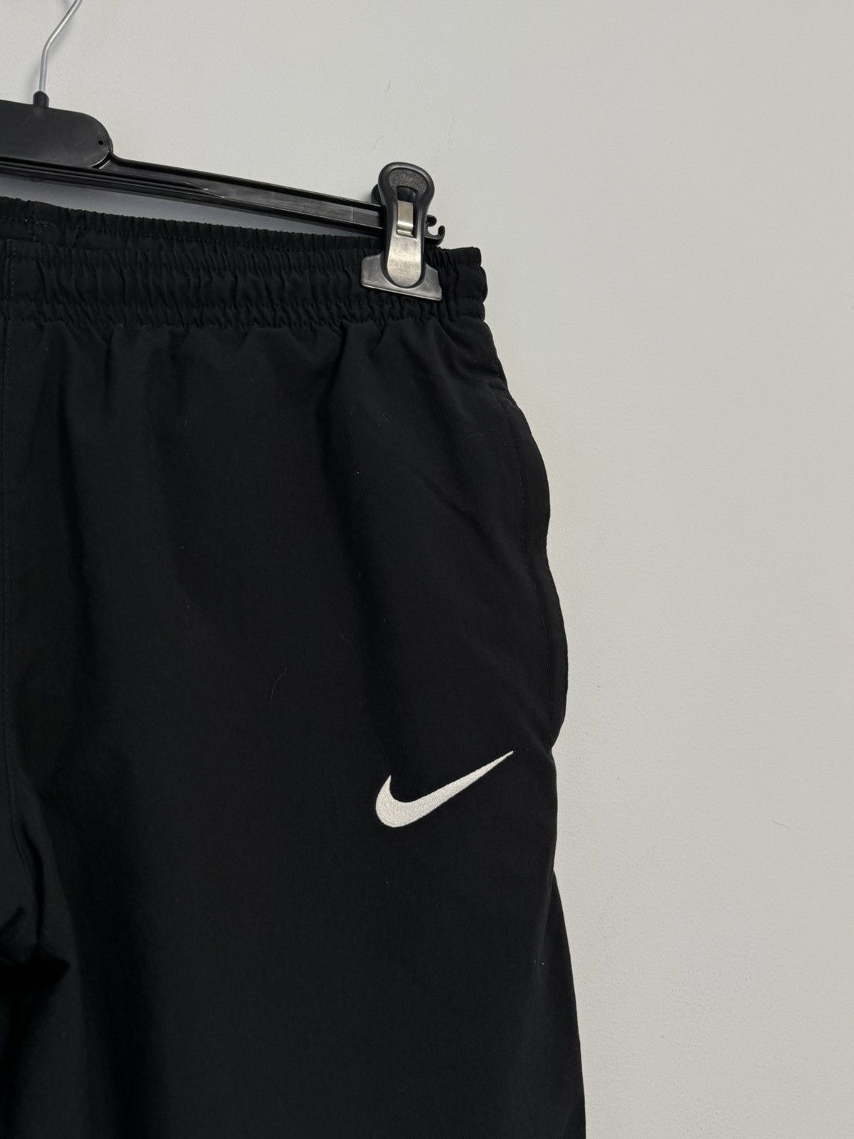Nike Nike Vintage Y2K style pants Nylon Swoosh Size US 32 / EU 48 - 6 Thumbnail
