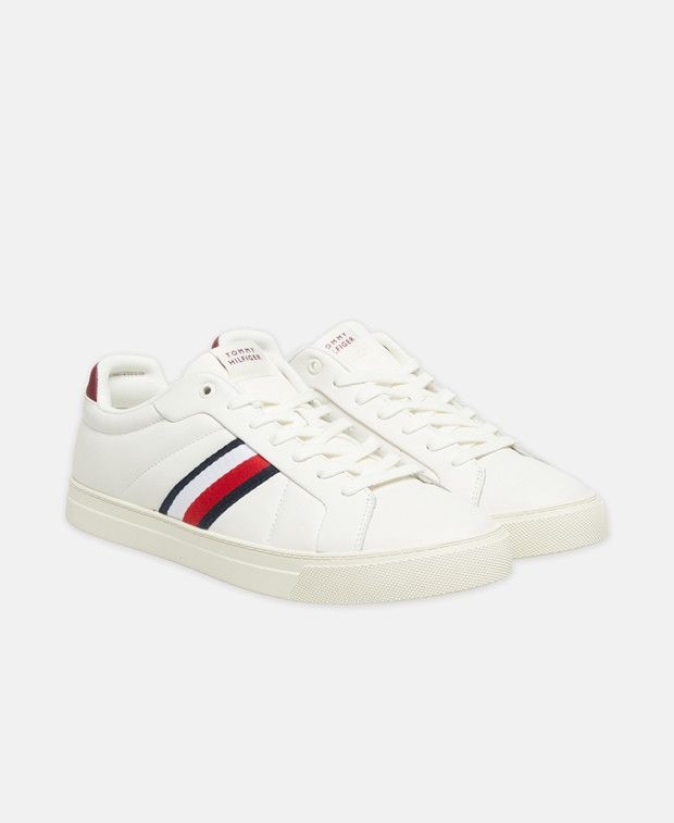 ICON COURT Sneakers