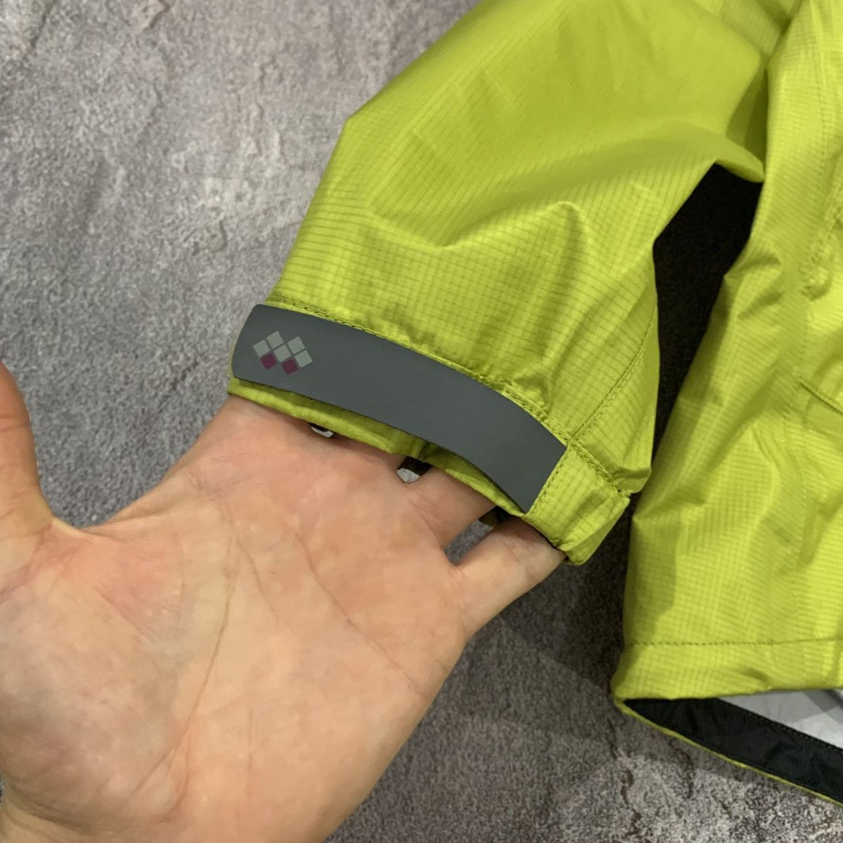 Montbell MontBell Gore tex Women’s Jacket Size S-M Arcteryx Style Size S / US 4 / IT 40 - 6 Thumbnail