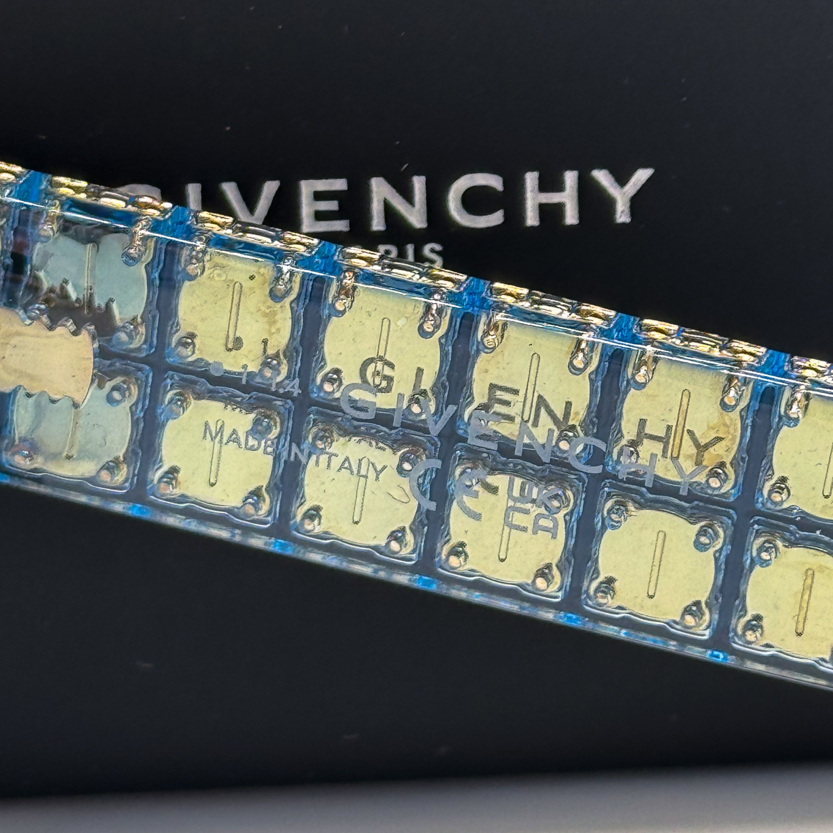 Givenchy NEW GIVENCHY GV40076I 84V BLUE WOMEN SUNGLASSES GIVENCHY Size ONE SIZE - 9 Thumbnail