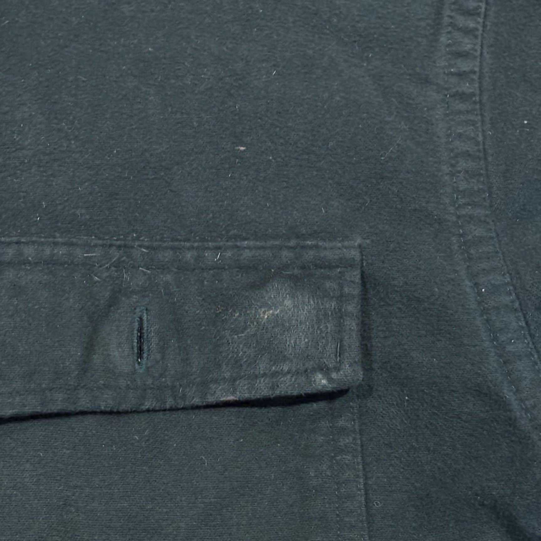 Vintage VINTAGE LL Bean Shirt Chamois Cloth Green Heavy Cotton 187923 Men’s XL Size Long Sleeve Button-Up Collared Casual Working Outdoors Mens Size US XL / EU 56 / 4 - 3 Thumbnail
