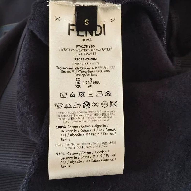 Fendi Fendi Large logo sweatshirt Size US S / EU 44-46 / 1 - 4 Thumbnail
