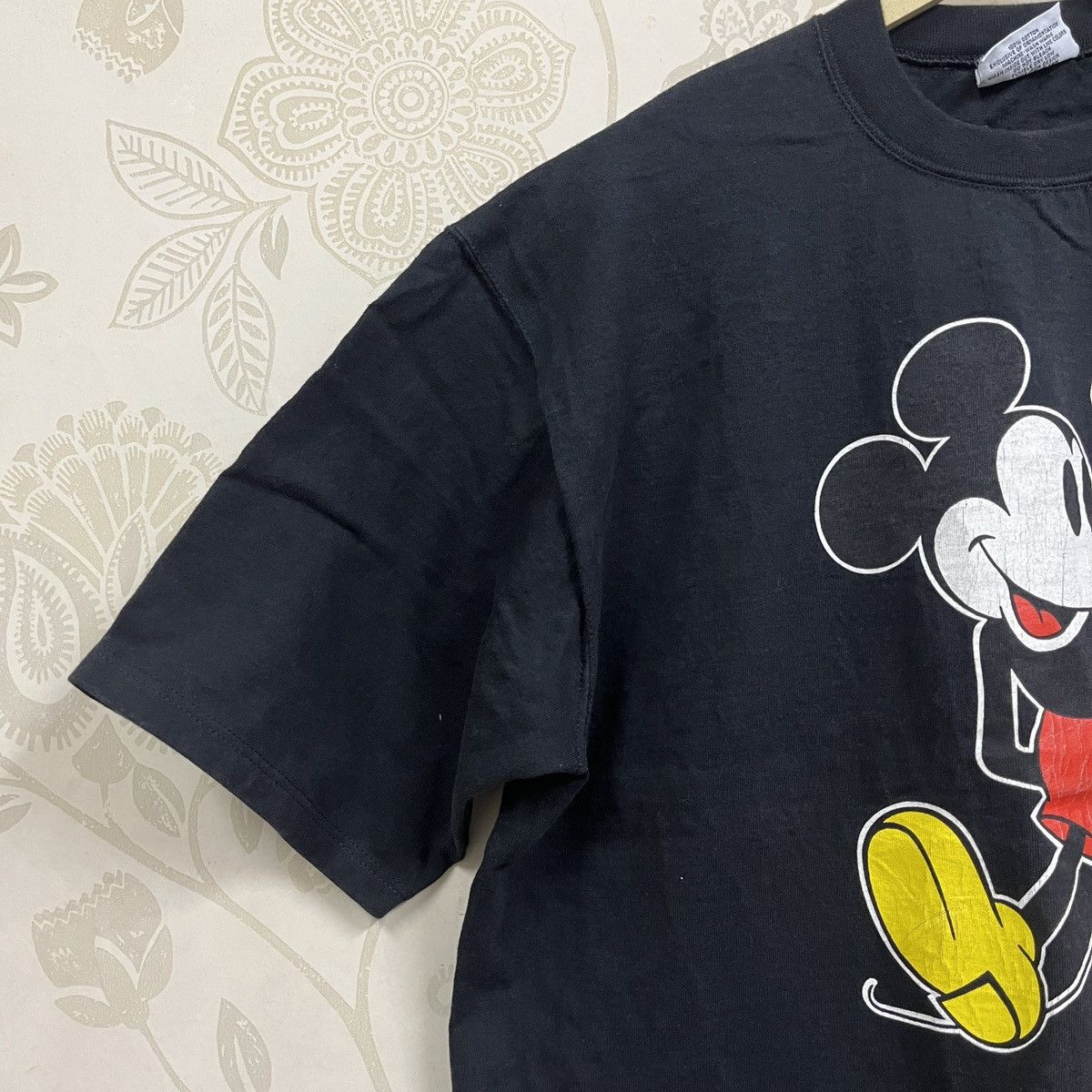 Disney Vintage Grails Mickey Mouse California Genius USA TShirt Size US L / EU 52-54 / 3 - 5 Thumbnail