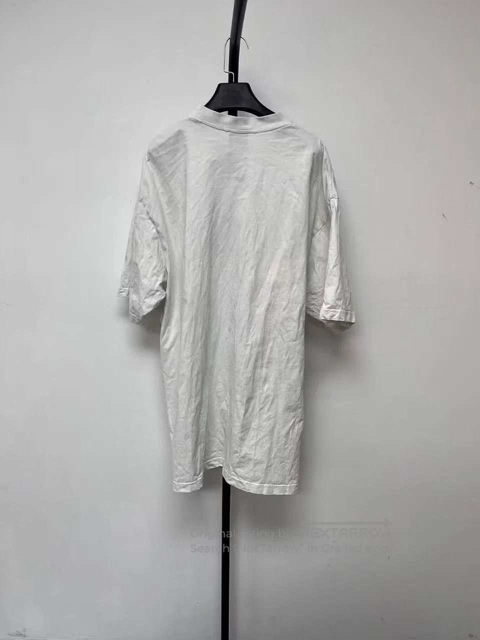 Balenciaga balenciaga beige logo print t. Size US XL / EU 56 / 4 - 2 Thumbnail