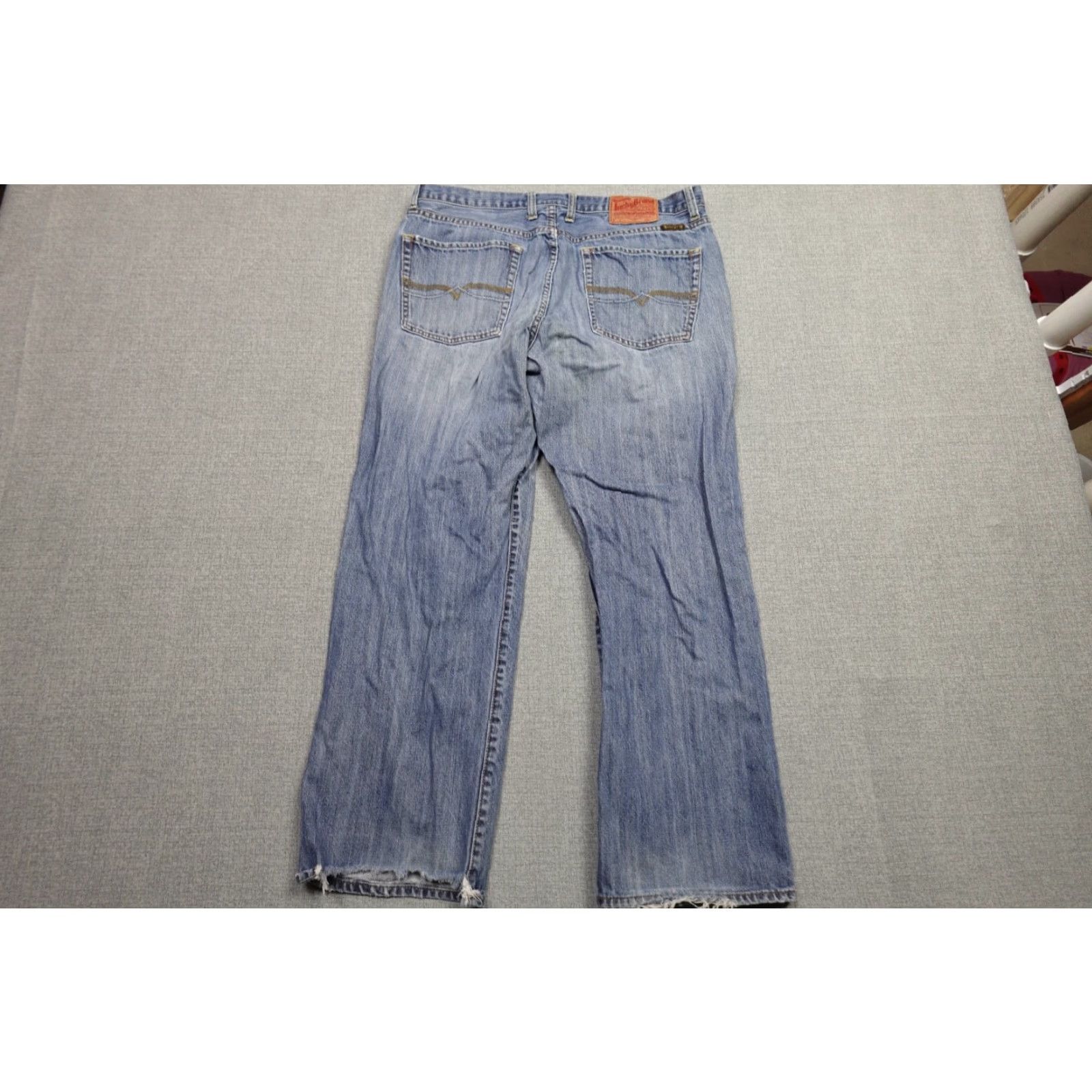 Lucky Brand Lucky Brand Jeans Mens 36x29 Blue Light Wash Denim Distressed Loose Fit Jeans Size US 36 / EU 52 - 6 Thumbnail