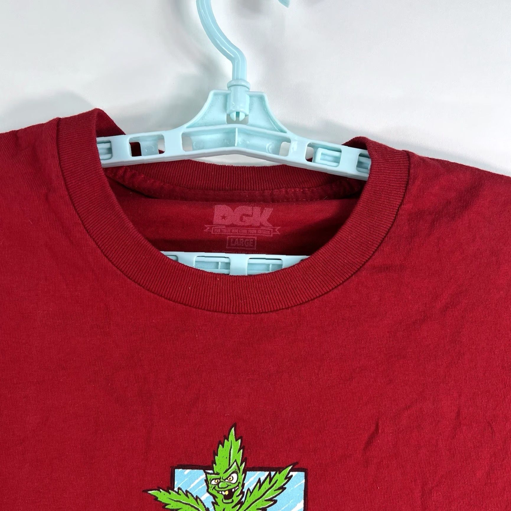 DGK DGK T-Shirt Adult L Red Shirt Mens 90s Art Hip Hop Alice in Wonderland Graphic Print Logo Vintage No Size US L / EU 52-54 / 3 - 3 Thumbnail
