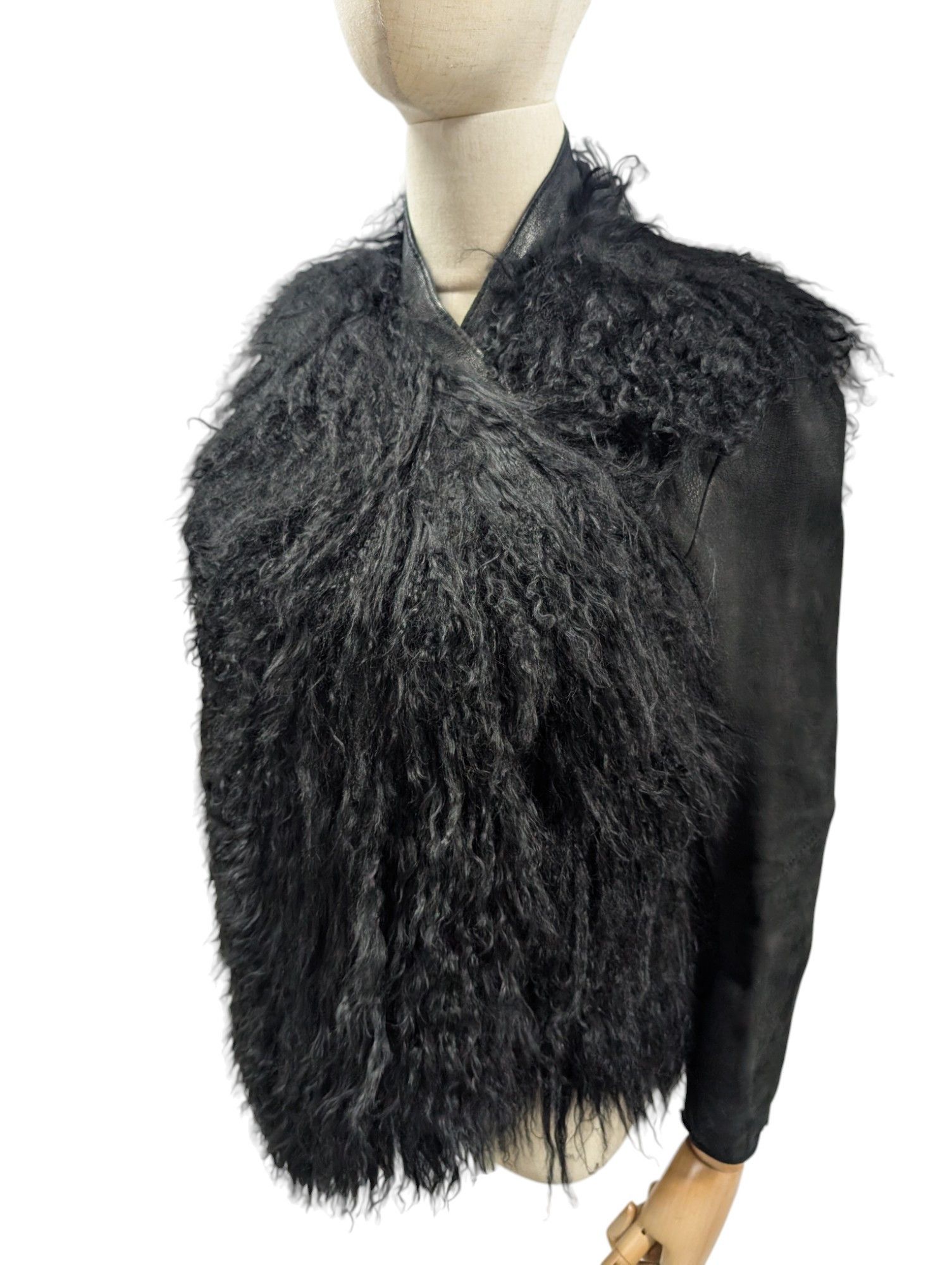 Helmut Lang Helmut Lang Black Leather And Long Sheep Hair Jacket Size S / US 4 / IT 40 - 3 Thumbnail