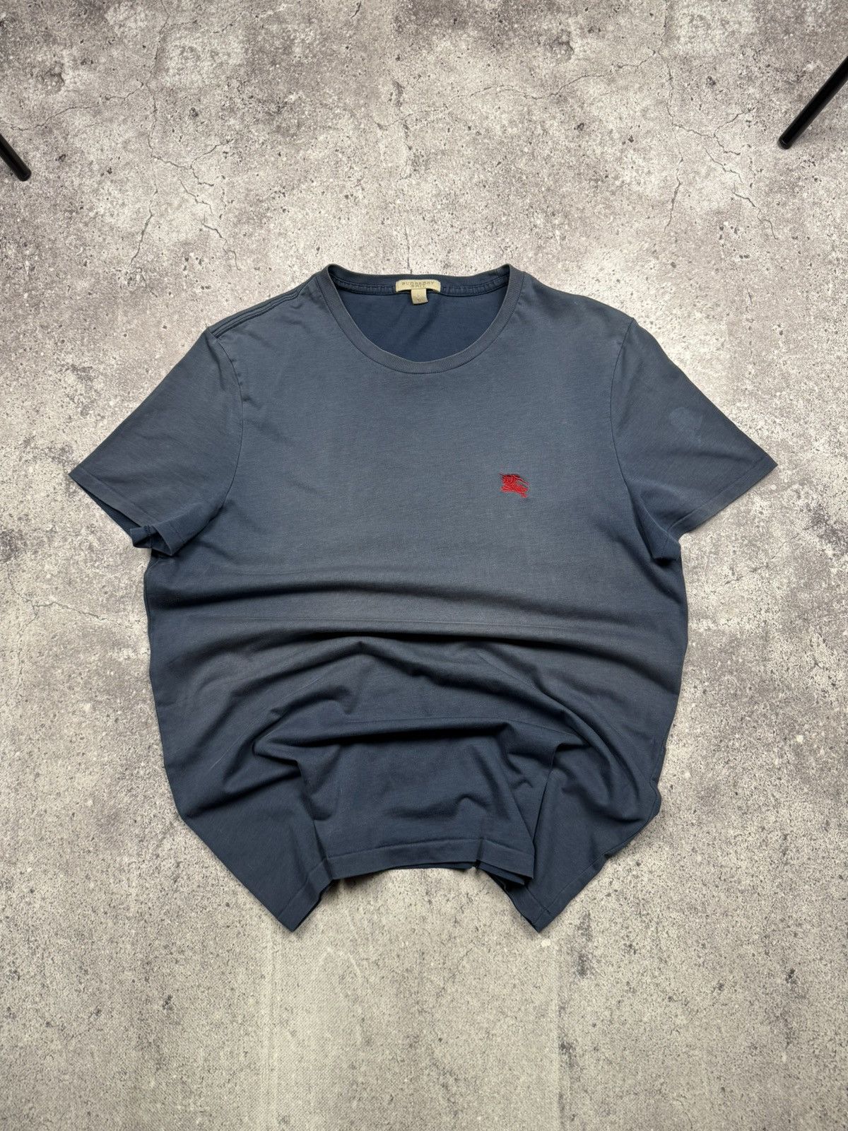 Burberry Crazy Vintage Y2K Faded Burberry Trashed T Shirt Logo Japan Size US L / EU 52-54 / 3 - 1 Thumbnail