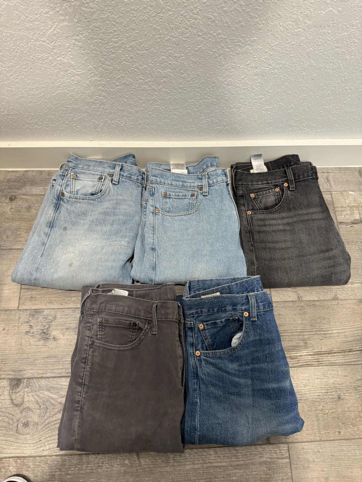 Levi’s top bundle