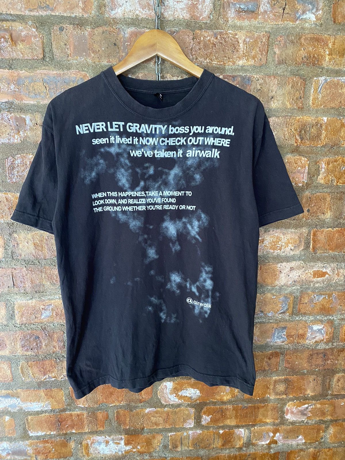 Japanese Brand 2000s Airwalk smoke and Poem tee Size US M / EU 48-50 / 2 - 2 Thumbnail