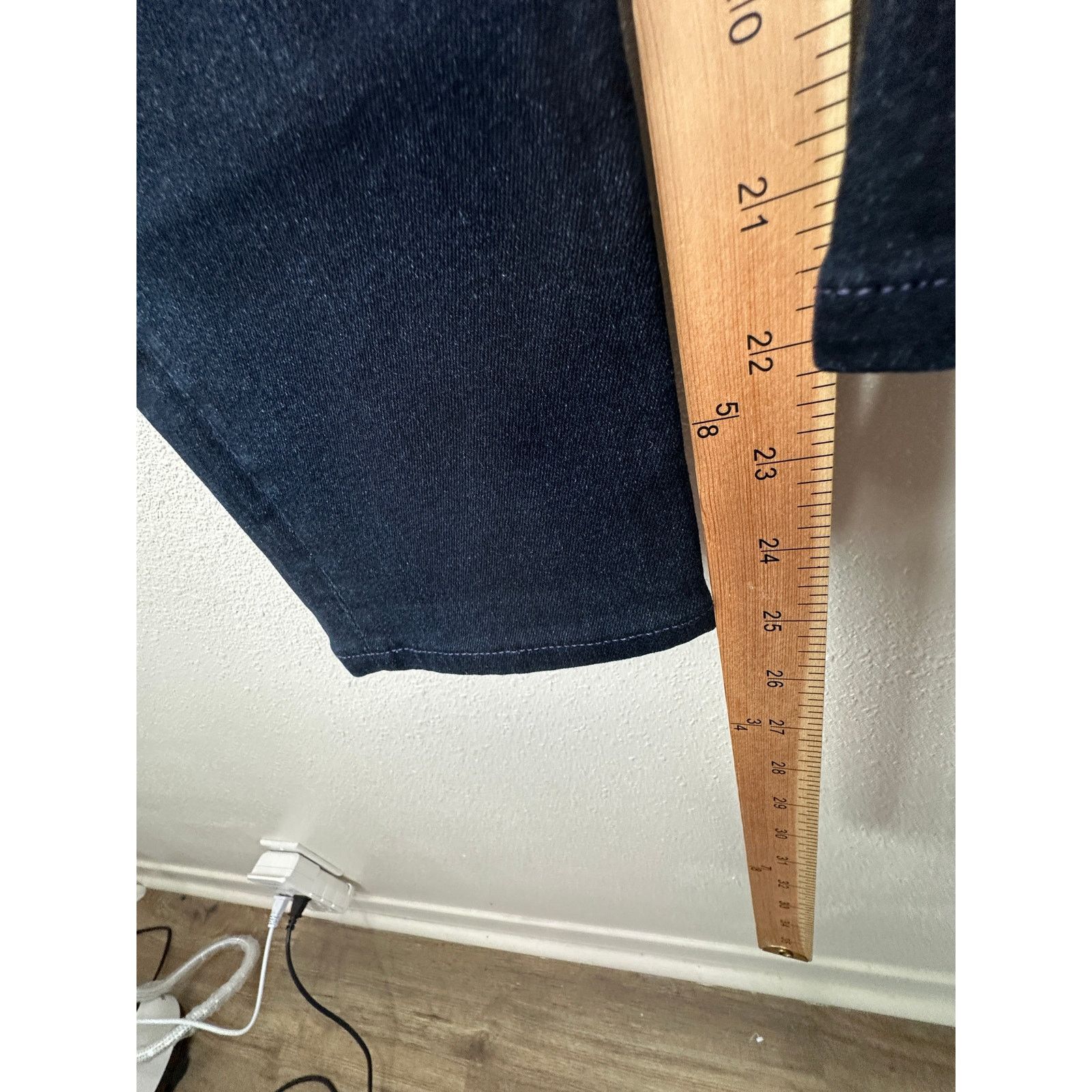 AG Adriano Goldschmied AG Adriano Whiskered The Prima Ankle Cigarette Ankle Jean 30 Size 30" / US 8 / IT 44 - 12 Thumbnail