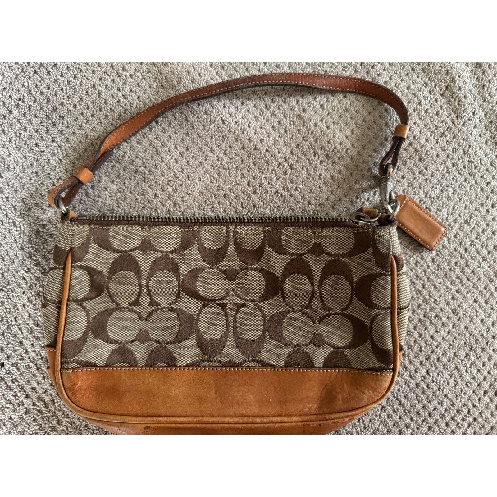 Coach Coach 100% Leather Hampton Demi Logo Handbag ~ Darling Size ONE SIZE - 1 Thumbnail