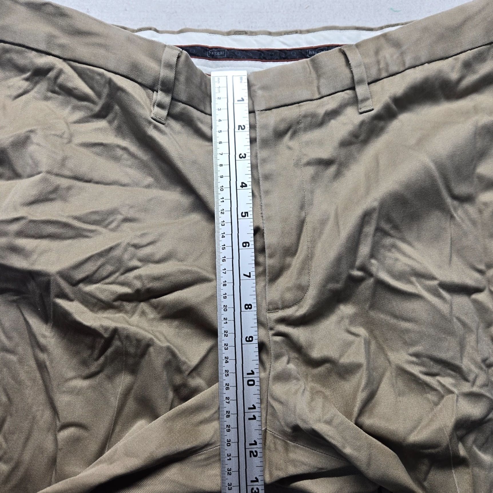 Haggar Haggar Dress Pants Men 38 Brown Cotton Spandex Tapered Regular Work Casual 99% Machine Washable Pleated Front Inseam 29 Adult Size 38 x 29 Brown Size US 38 / EU 54 - 6 Thumbnail