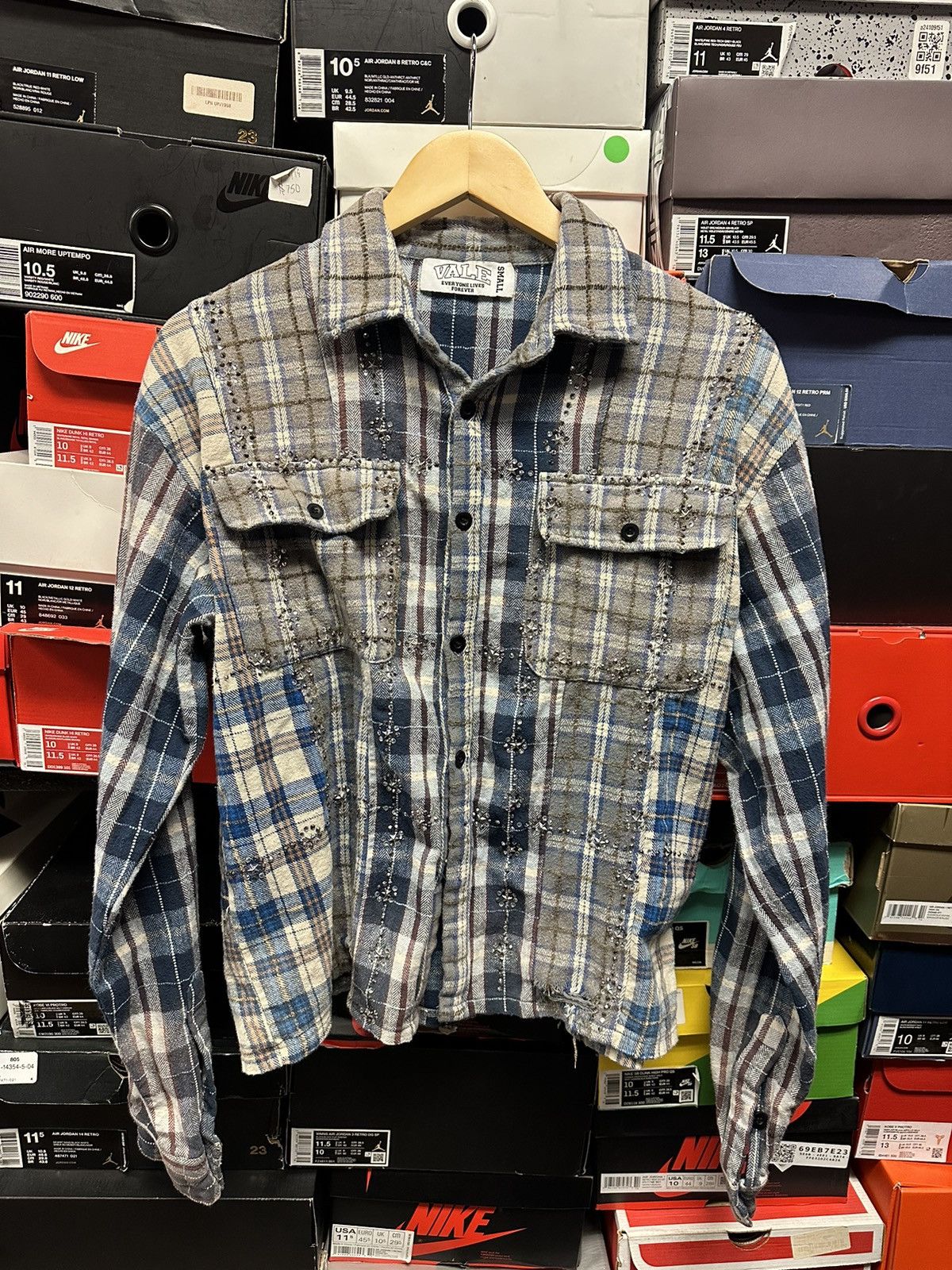 Vale Valley dreams grey button up pre owned medium