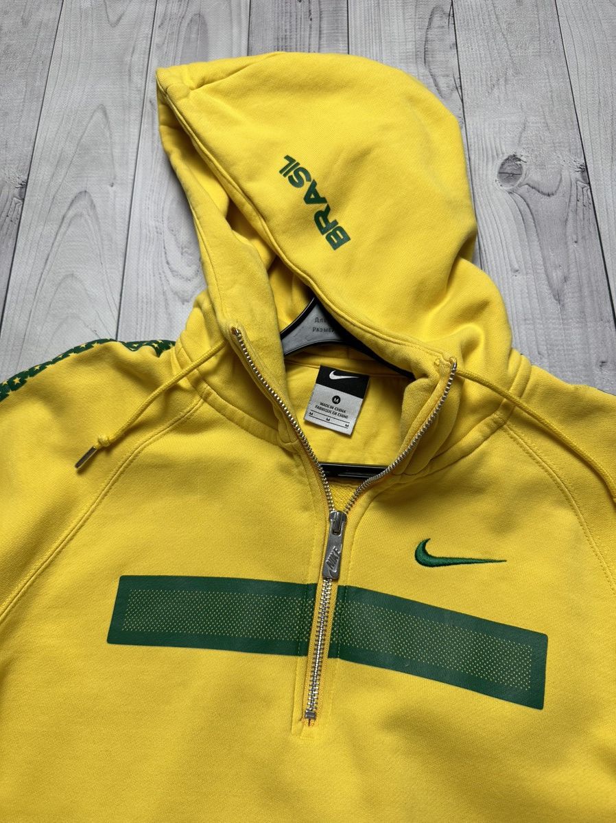 Vintage Vintage Nike Brazil soccer hoodie size M logo rare Size US M / EU 48-50 / 2 - 6 Thumbnail