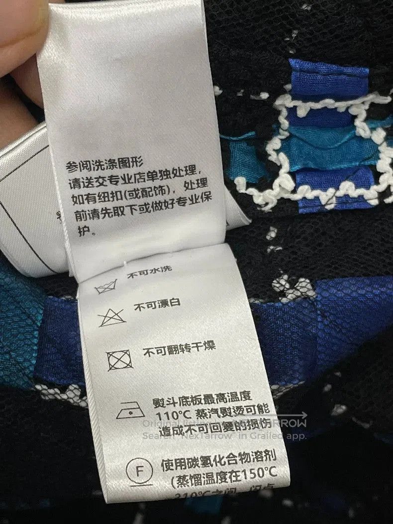 Chanel Chanel Black Blue Plaid Tweed Vest. Size US S / EU 44-46 / 1 - 7 Thumbnail