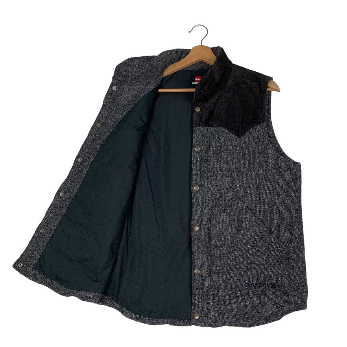 Quiksilver QUIKSILVER Vest #0415-C19 Size US L / EU 52-54 / 3 - 9 Thumbnail