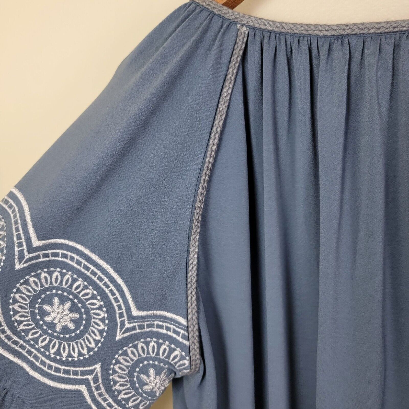 Adrianna Papell Adrianna Papell Embroidered Peasant Blouse Balloon Sleeve Size M / US 6-8 / IT 42-44 - 7 Thumbnail