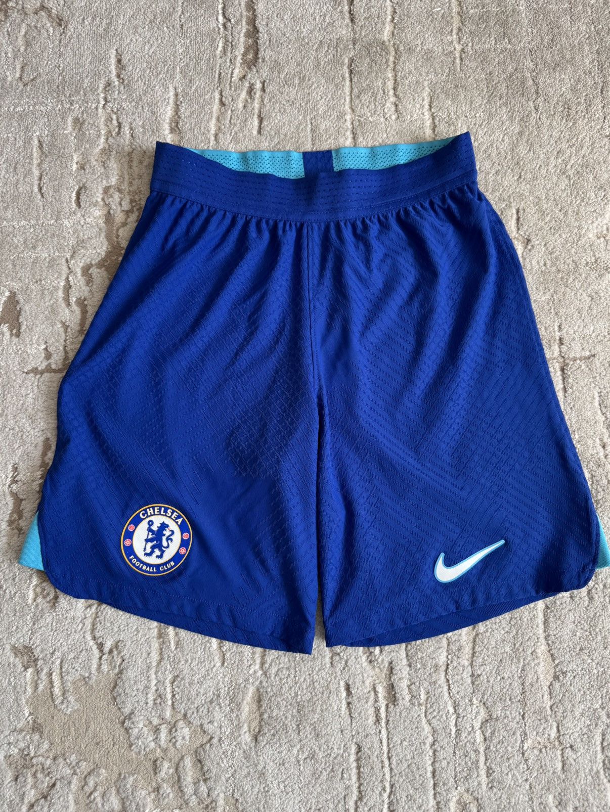 Chelsea Soccer × Nike Chelsea 2022-2023 Home Soccer Match ADV Shorts Kit Jersey Size US 30 / EU 46 - 1 Thumbnail
