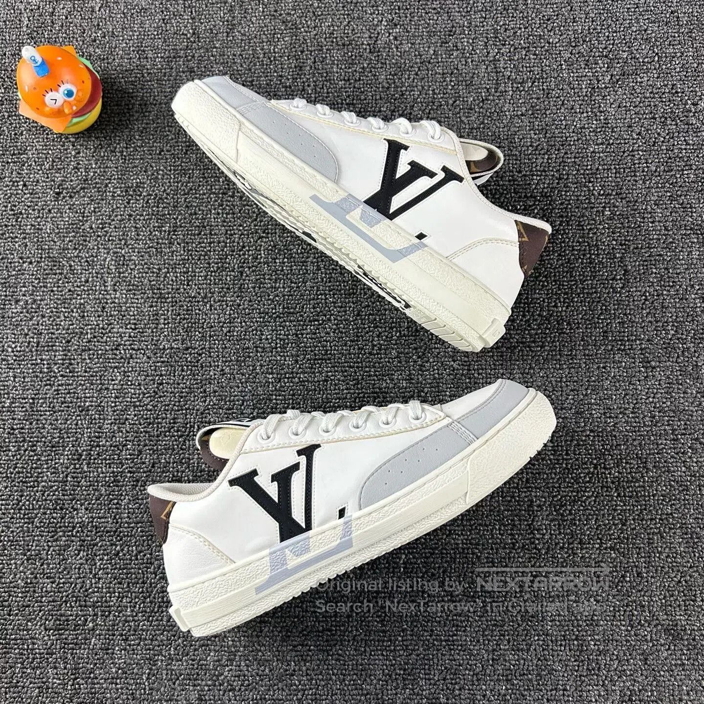 Louis Vuitton Louis Vuitton White Misaligned Sneakers Size 35. Size US 5 / IT 35 - 4 Thumbnail