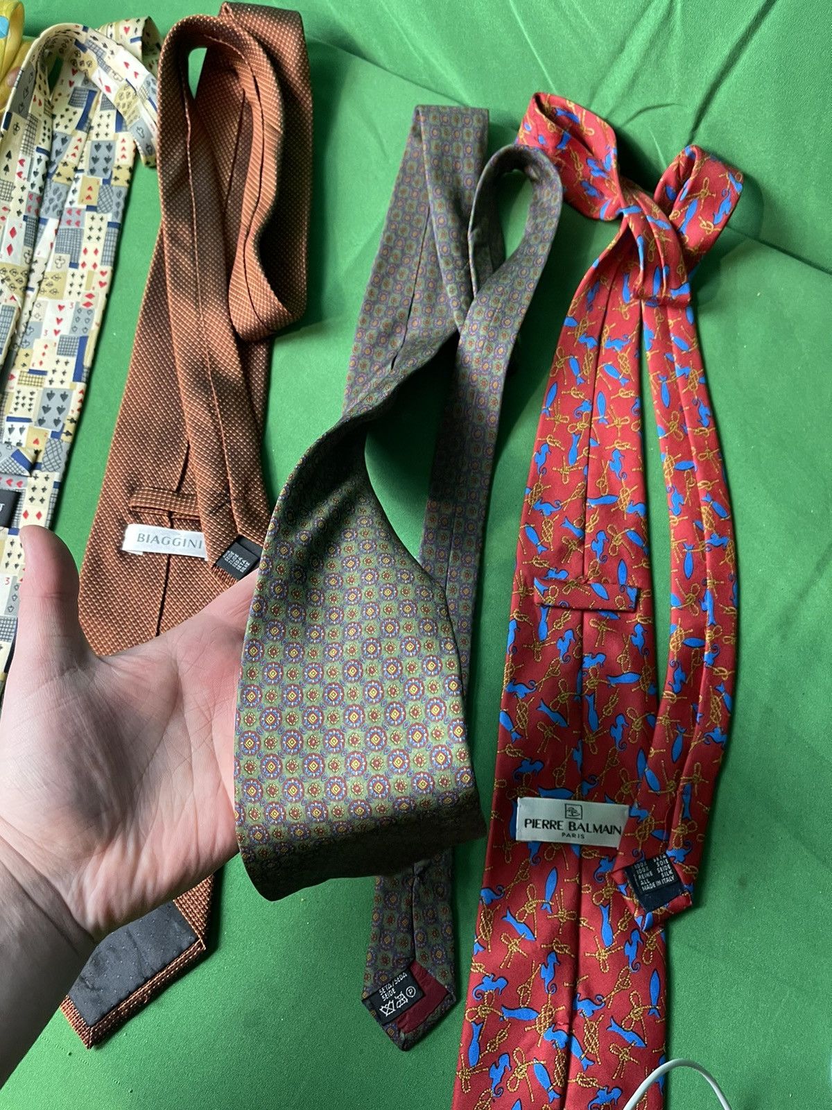 Kenzo × Vintage × Yves Saint Laurent lot of 5 vintage tie Burberrys, YSL, KENZO, made in Italy Size ONE SIZE - 13 Thumbnail