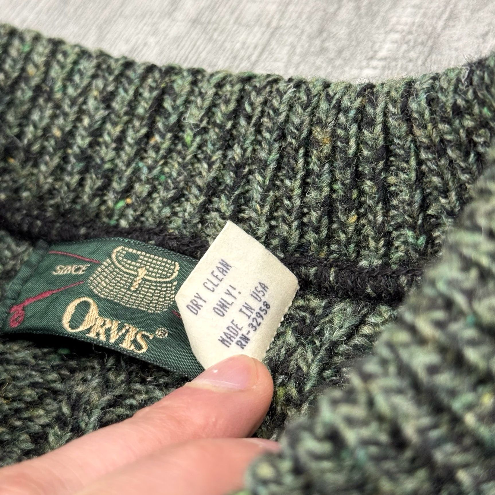 Orvis VINTAGE Orvis Men's Hunting Sweater Wool Blend Crew Neck Long Sleeve Green 80s Outdoor Shooting Winter Fall Size US M / EU 48-50 / 2 - 5 Thumbnail