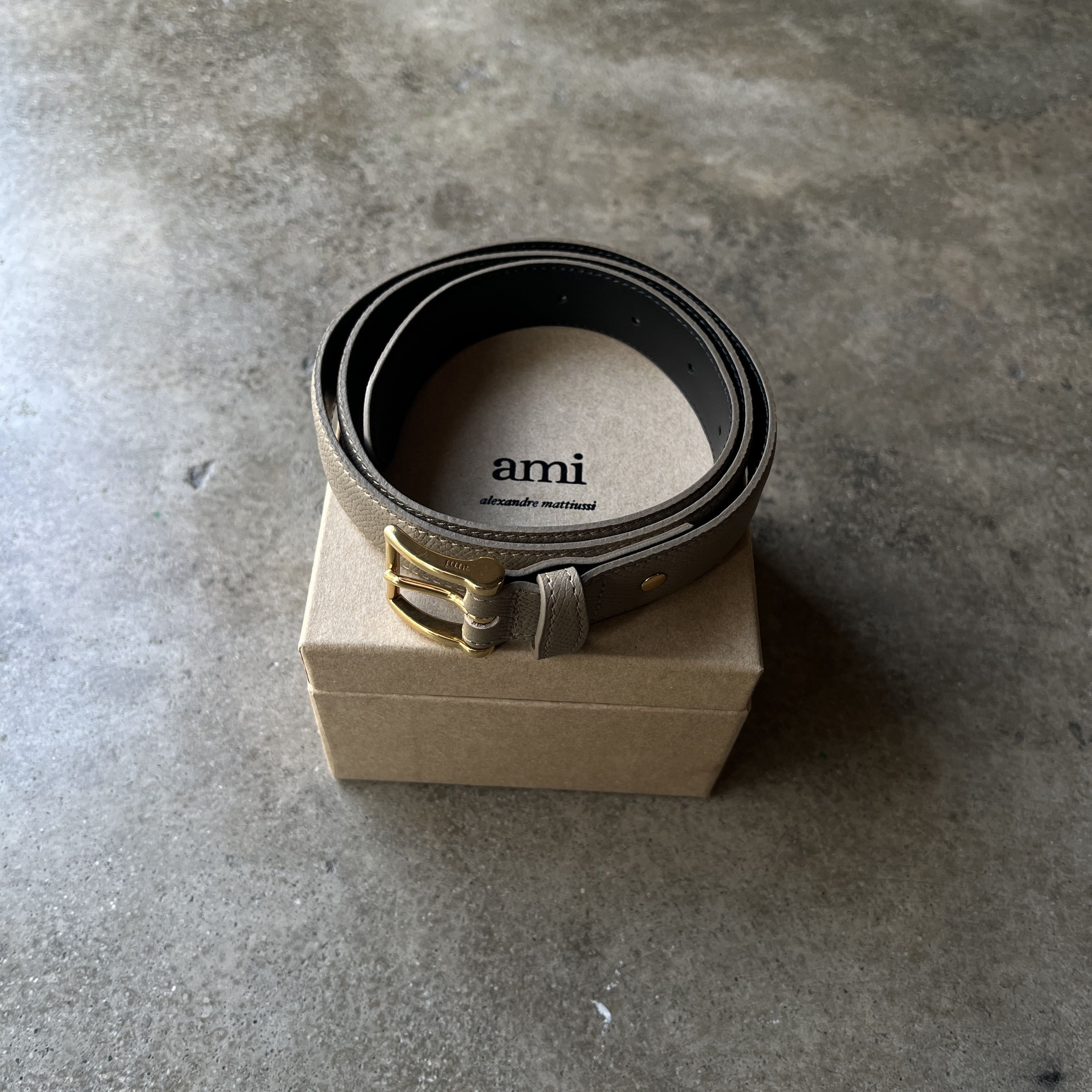 AMI AMI Leather Belt Taupe Clair Size 32 - 1 Thumbnail