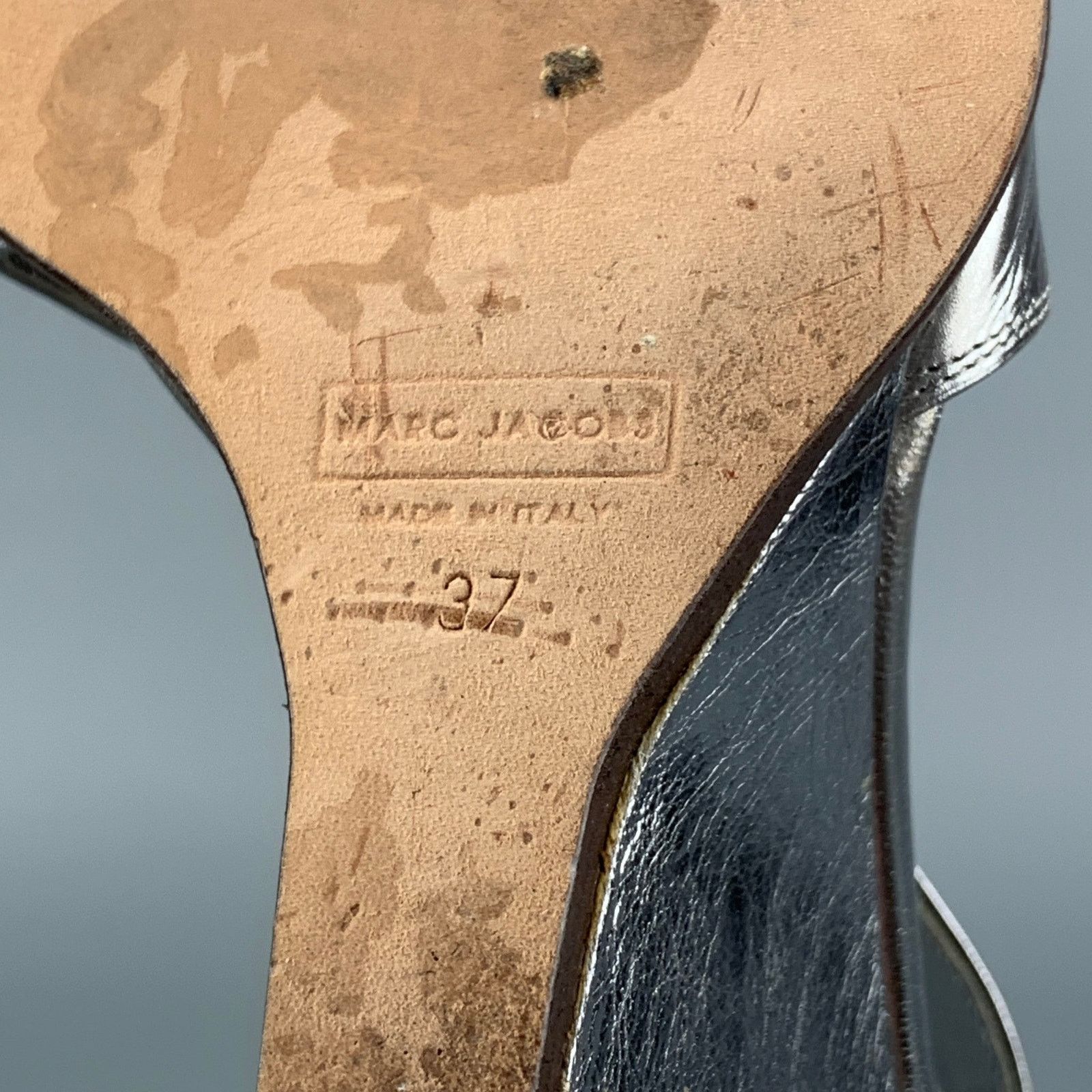 Marc Jacobs MARC JACOBS Size 7 Silver Leather Wedge Nickel Sandals Size US 7 / IT 37 - 7 Thumbnail