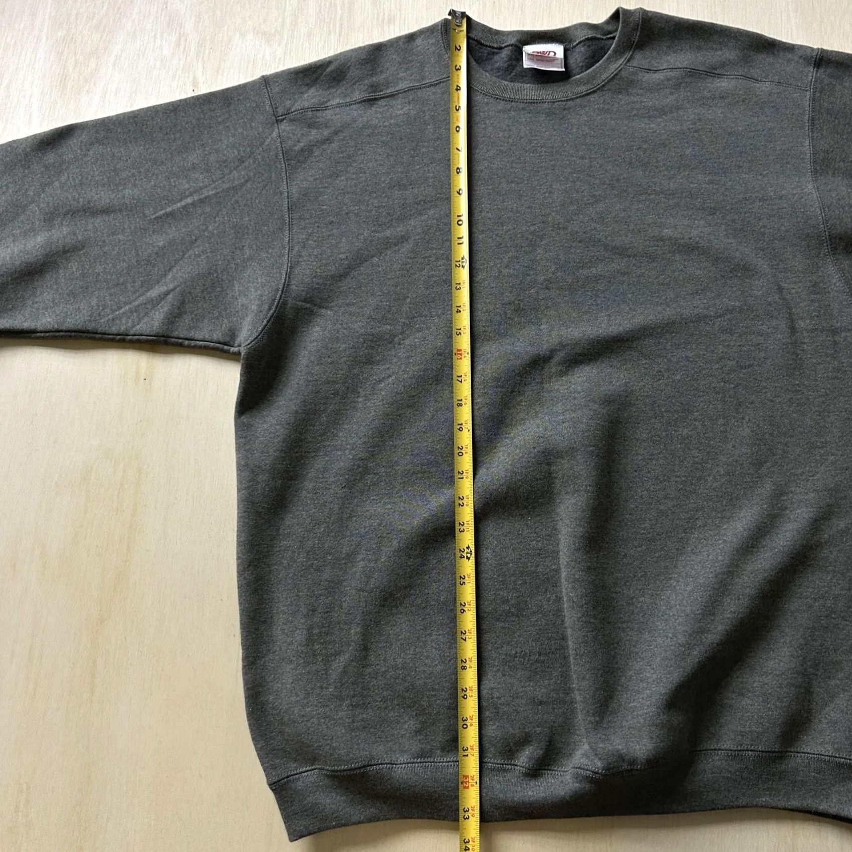 Vintage Vintage BVD Sweatshirt Mens 2XL Gray Fleece Crewneck Pullover Regular Fit Continuous Across Seasons Women? Size US XXL / EU 58 / 5 - 4 Thumbnail