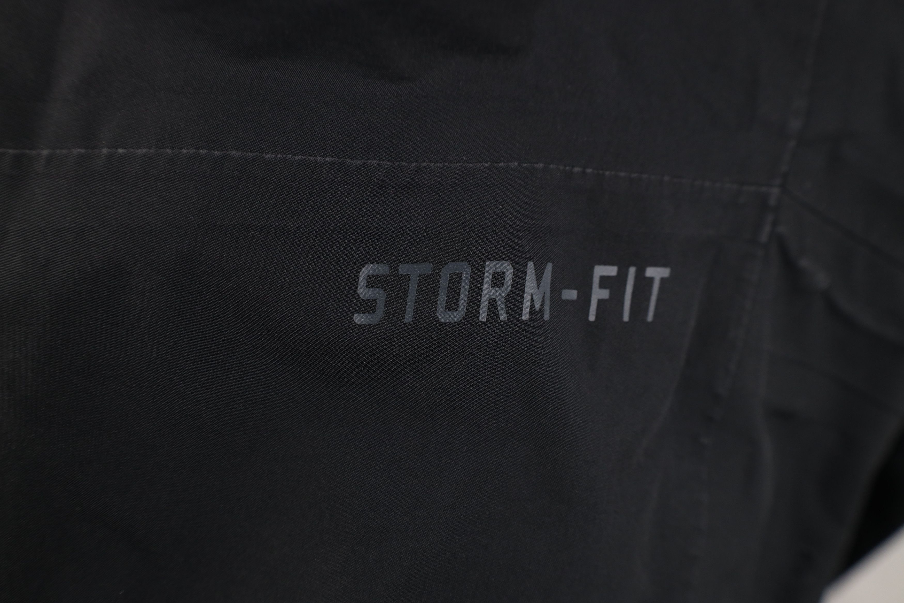 Nike Nike Golf Storm Fit Dragon Waterproof Full Zip Jacket Black Size L / US 10 / IT 46 - 13 Thumbnail