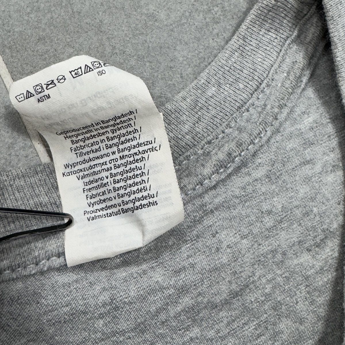 Other Floppy Disc The Future Is Here 1.44mb T-Shirt Size M Size US M / EU 48-50 / 2 - 9 Thumbnail