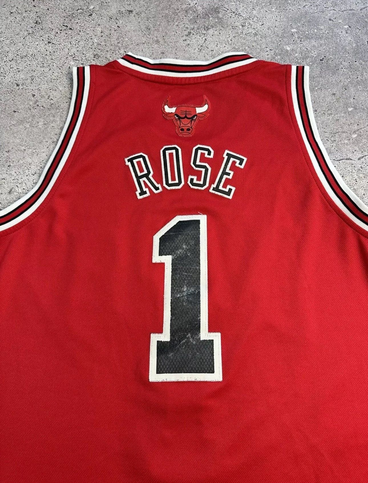 NBA × Vintage Vintage Adidas Chicago Bulls #1 Derrick Rose Jersey NBA Size US M / EU 48-50 / 2 - 5 Thumbnail