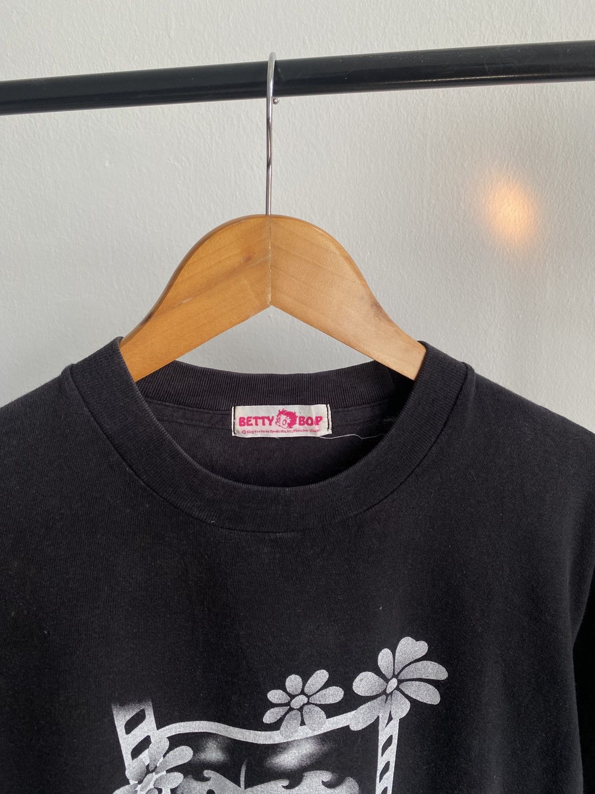Cartoon Network Vintage FADED Betty Bob shirt Size US M / EU 48-50 / 2 - 7 Thumbnail