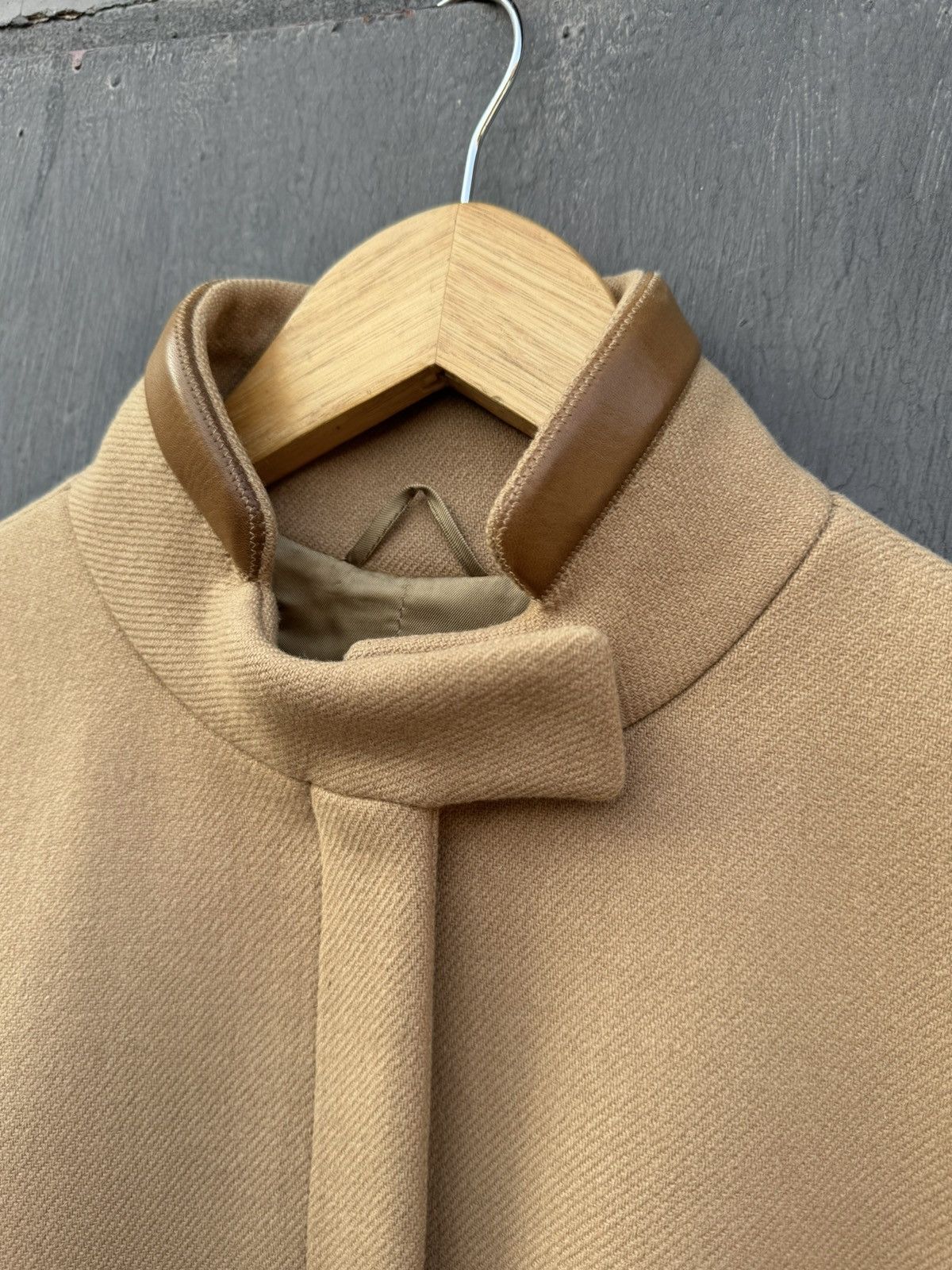 Prada Prada Vintage AW99 Camel Wool Jacket size 44 Size M / US 6-8 / IT 42-44 - 7 Thumbnail