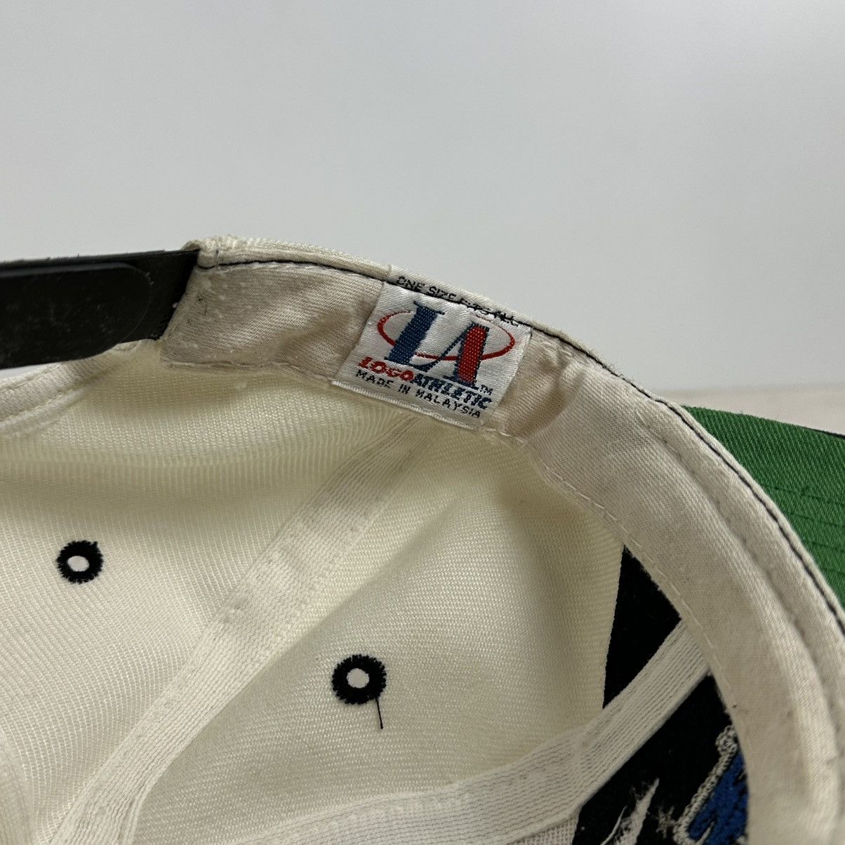 Logo Athletic × NBA × Vintage Vintage 90s Shark Tooth Orlando Magic Gen 1 Hat Size ONE SIZE - 6 Thumbnail