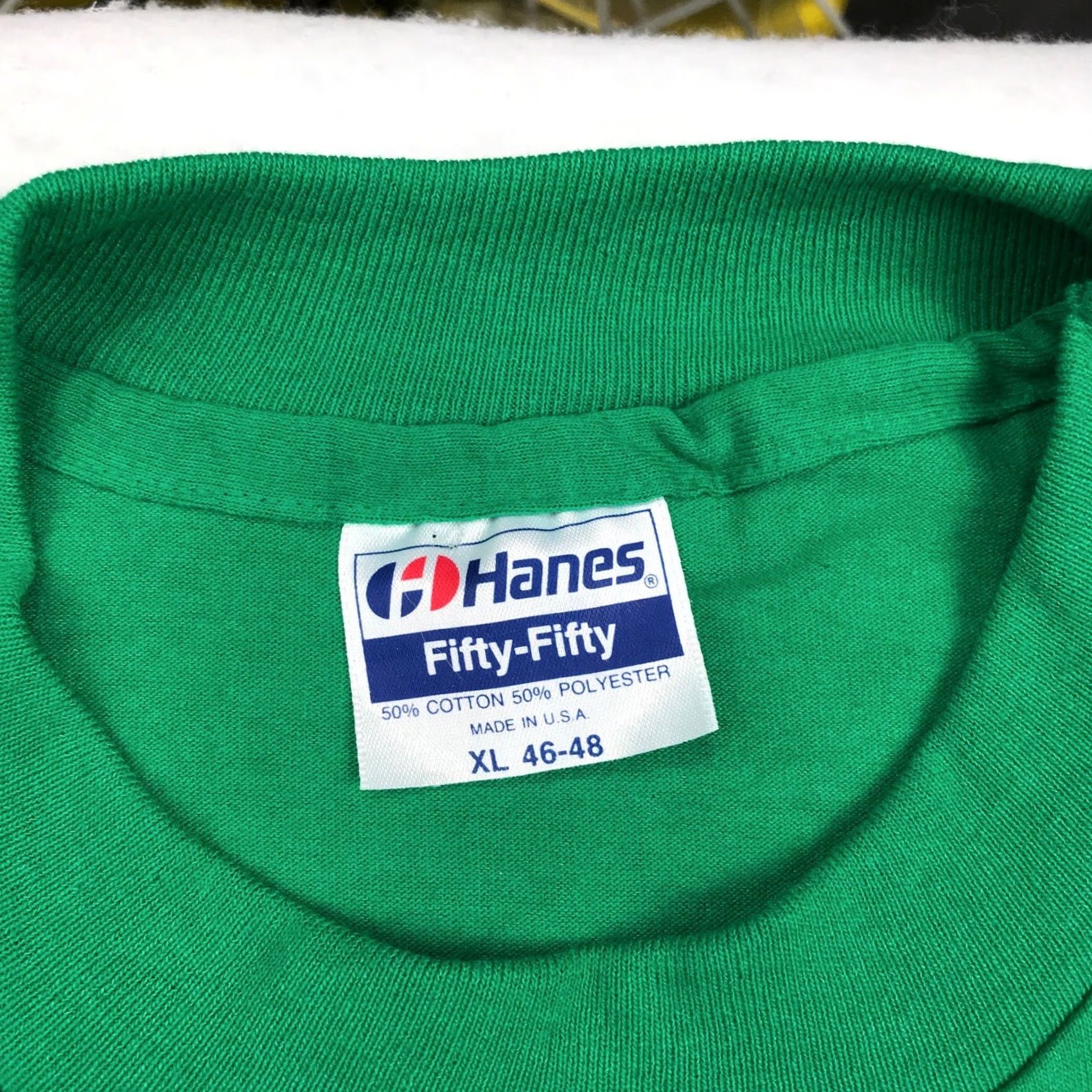 Hanes VINTAGE Hanes T-Shirt Men XL Green 80s 90s TRI-SCEPT HERBICIDE KEEPS BEAN CLEAN & GREEN Short Sleeve Cotton Blend Single Stitch Size US XL / EU 56 / 4 - 8 Thumbnail