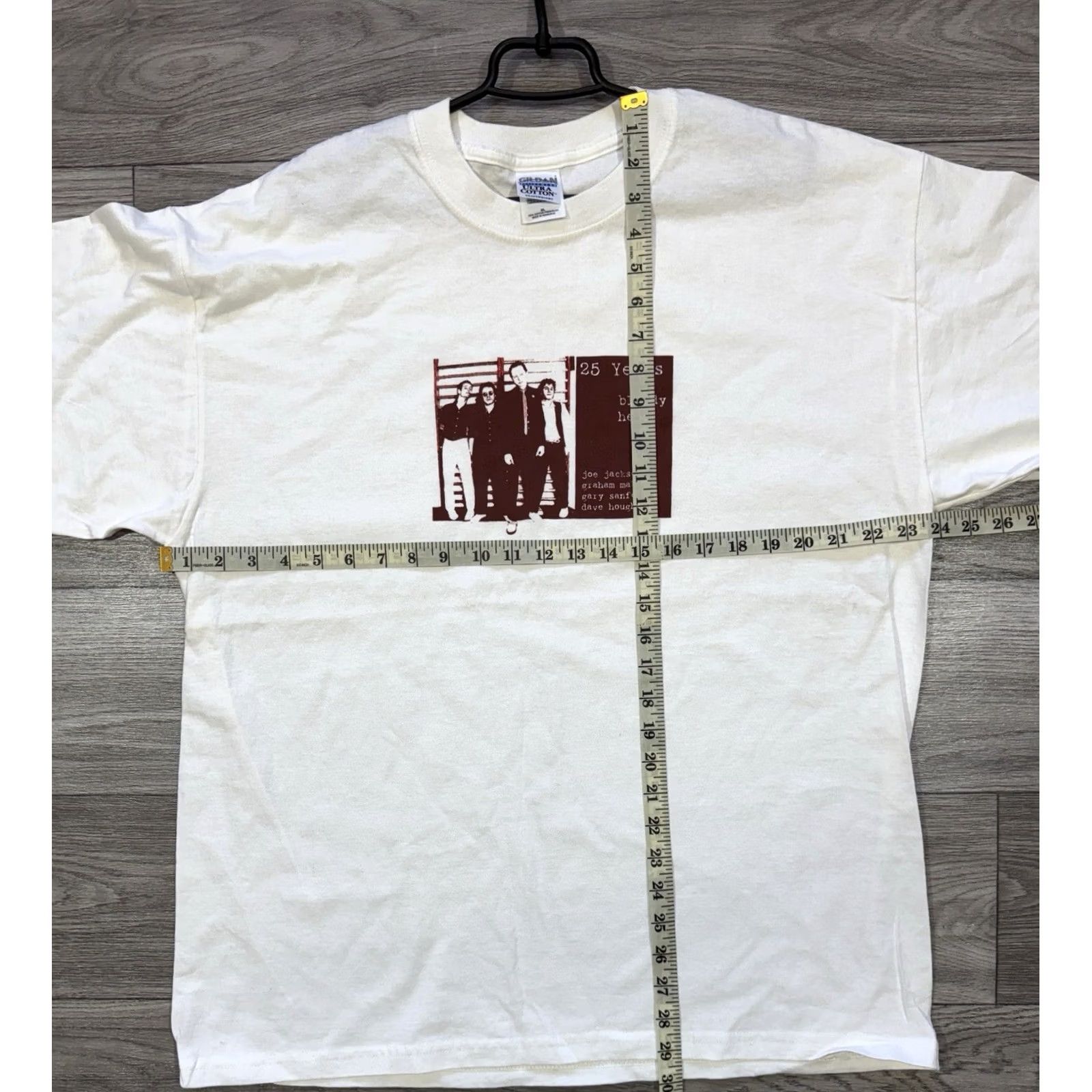Gildan VINTAGE Joe Jackson Band Shirt XL White Mens T-shirt 25 Years bloody hell! Sizes XL Shirt Men White 25 Years Decade 1980s 1990s Concert Merch Size US XL / EU 56 / 4 - 2 Thumbnail