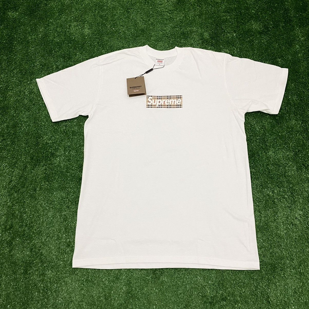 Burberry × Supreme SUPREME X BURBERRY LONDON 'Box Logo' S/S '22 T-Shirt W/T Size US M / EU 48-50 / 2 - 2 Thumbnail