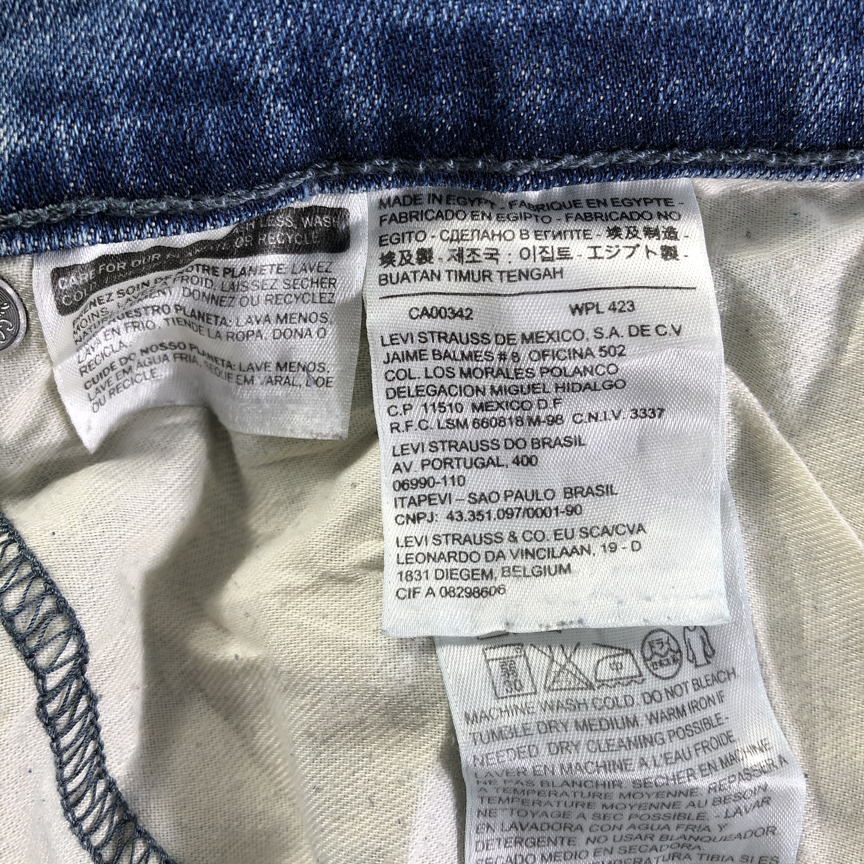 Levi's Vintage Blue Wash Levis 514 Jeans-J4484 Size US 35 - 10 Thumbnail