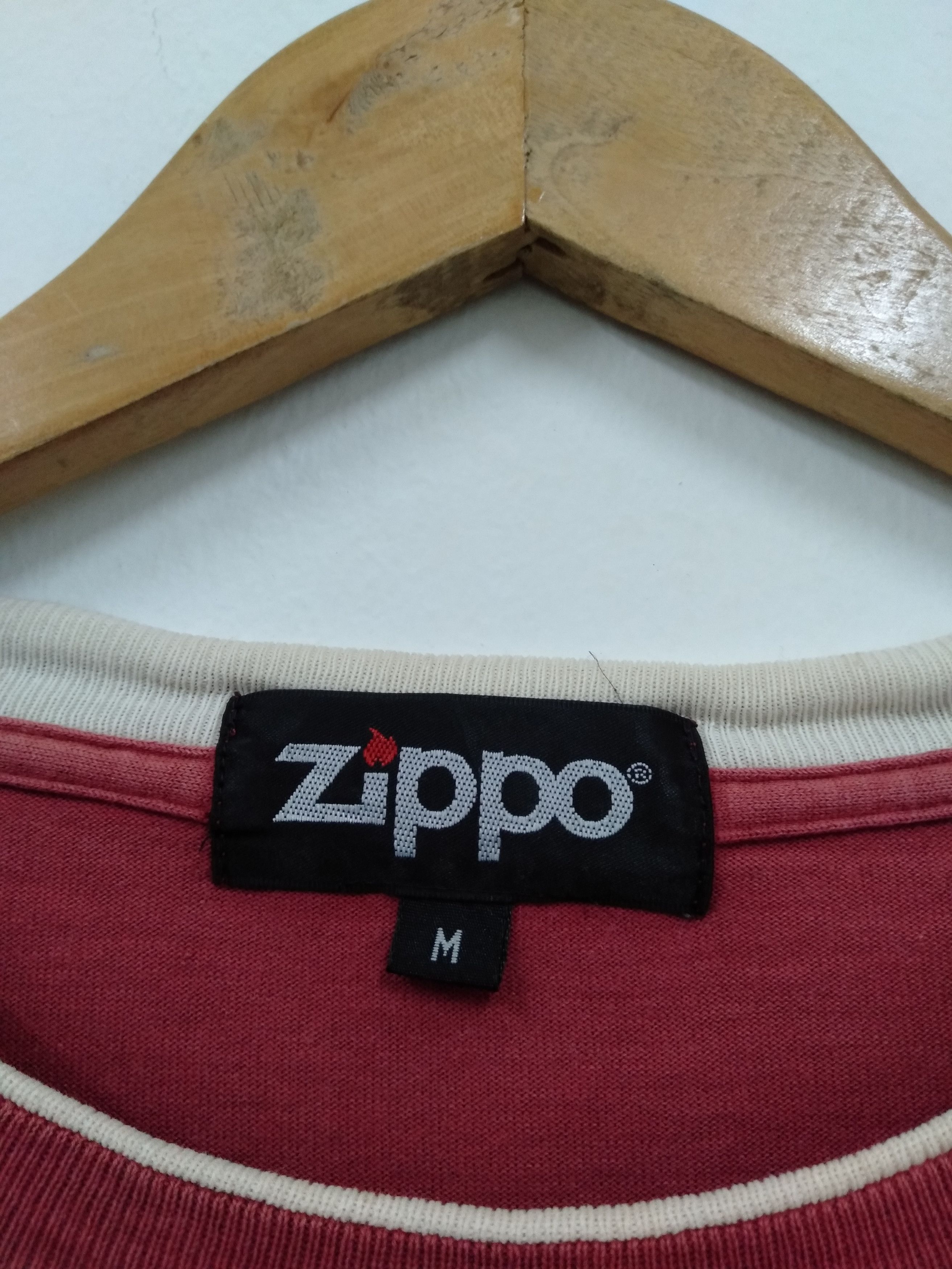 Vintage Vintage 90s Zippo Spell out logo promo t shirt rare Size US M / EU 48-50 / 2 - 2 Thumbnail