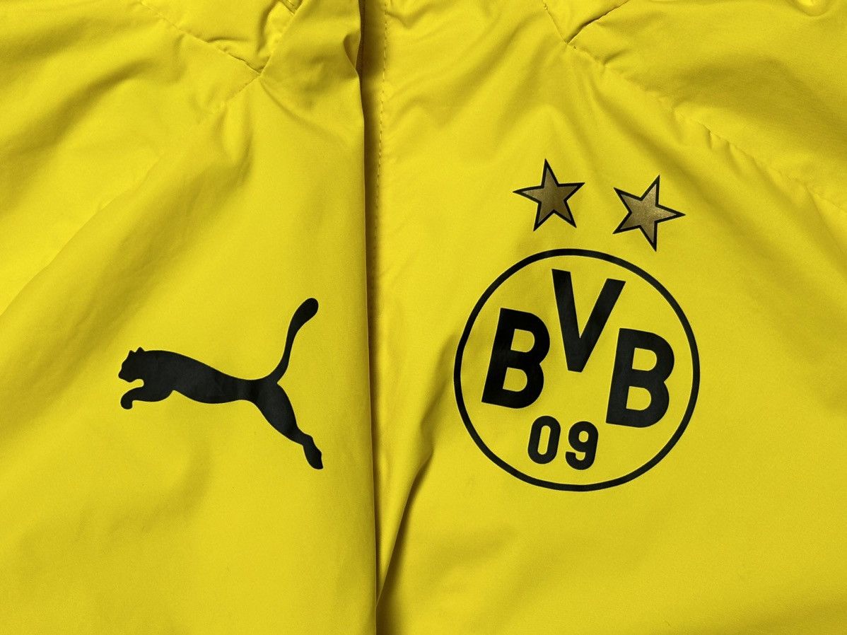 Puma Puma Borussia Dortmund Football Raincell Hooded Jacket Size US S / EU 44-46 / 1 - 5 Thumbnail