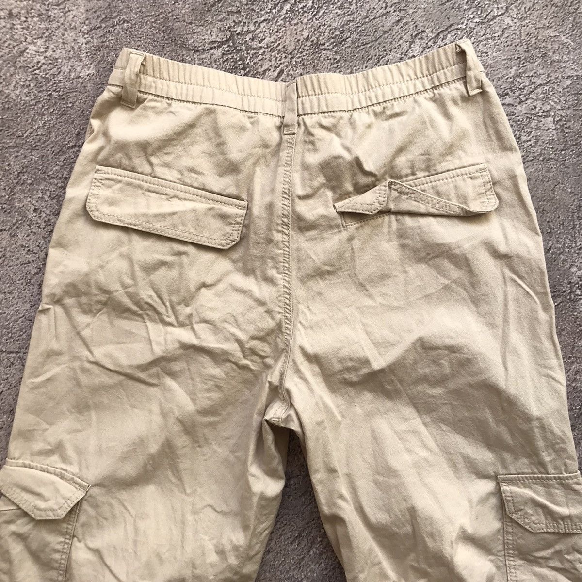 Vintage Vintage Y2K Baggy Cargo Pants Tan Distressed Workwear 28 Size 28" / US 6 / IT 42 - 7 Thumbnail