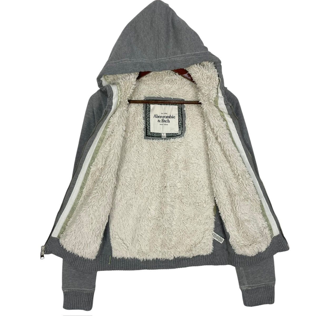 Abercrombie & Fitch Vintage Abercrombie Faux Fur Patchwork Hoodie - Size S Size US S / EU 44-46 / 1 - 8 Thumbnail