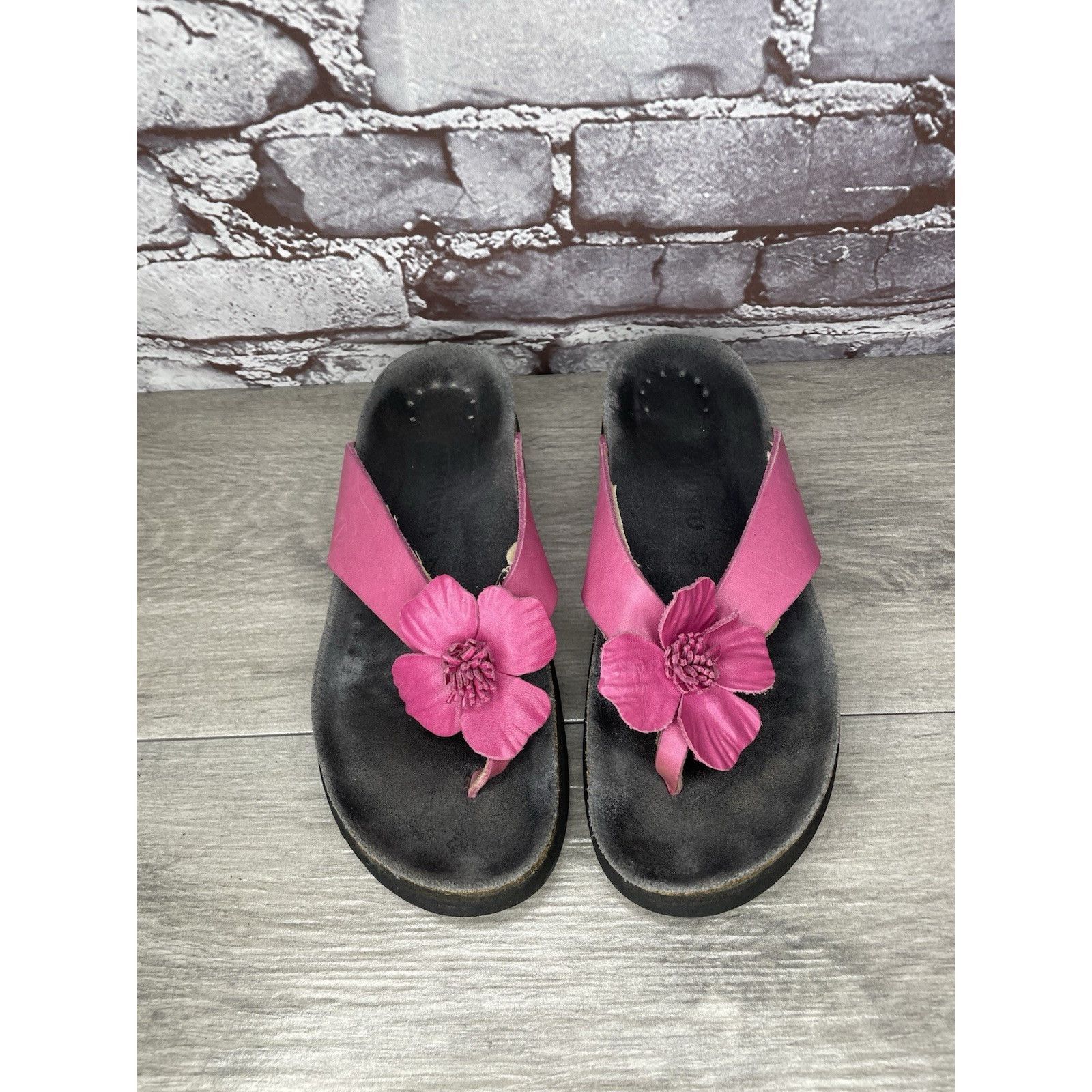 Mephisto Mephisto Violette Pink Leather Rose Flower Thong Cork Sandal Size US 6.5 / IT 36.5 - 2 Thumbnail
