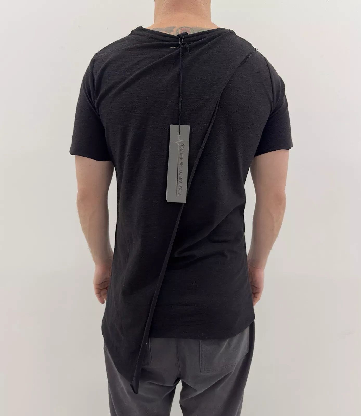 First Aid To The Injured First Aid To The Injured Men T-shirt Asymmetric Avant Garde Size US XS / EU 42 / 0 - 3 Thumbnail