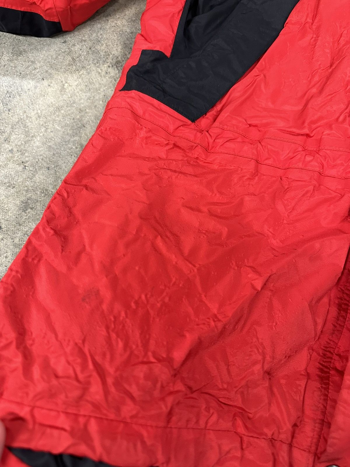 The North Face × Vintage Vintage 90s The North Face Mountain Light Red Jacket Size US L / EU 52-54 / 3 - 5 Thumbnail
