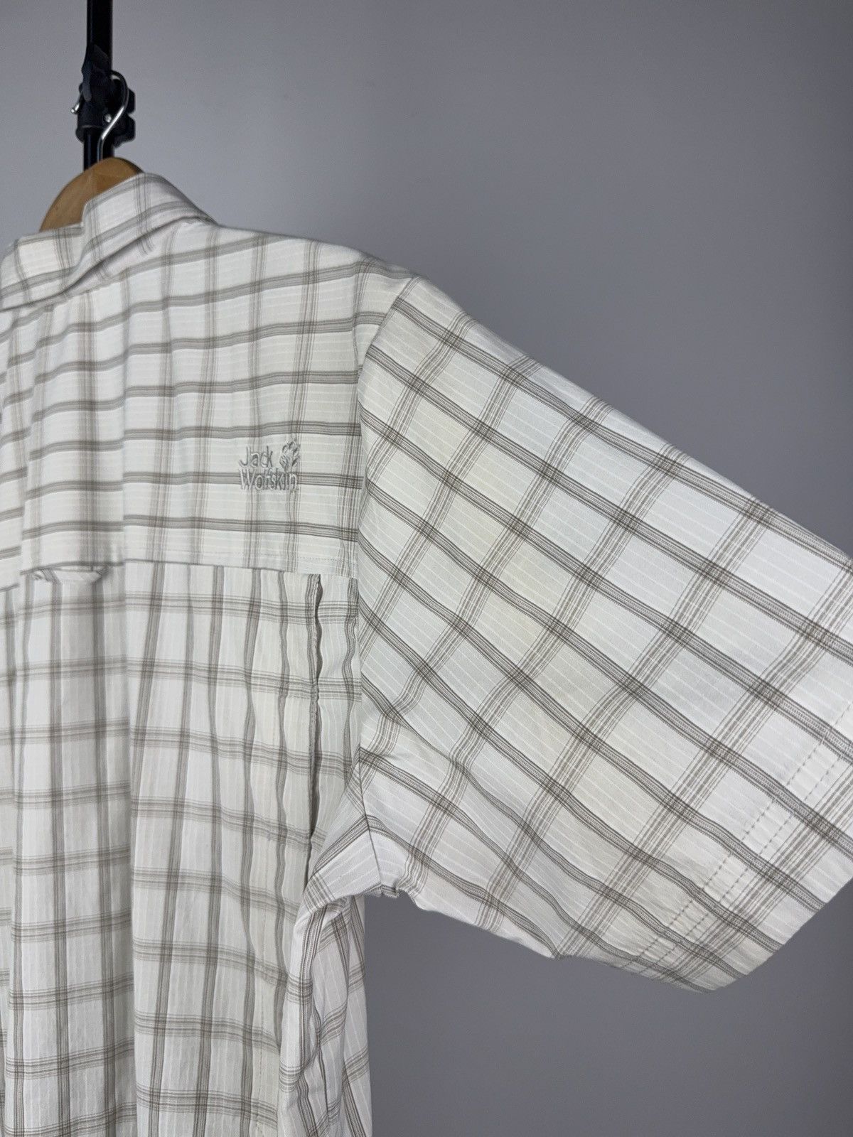 Jack Wolfskin Vintage 00s Outdoor Jack Wolfskin short sleeve Shirt Size US XL / EU 56 / 4 - 11 Thumbnail